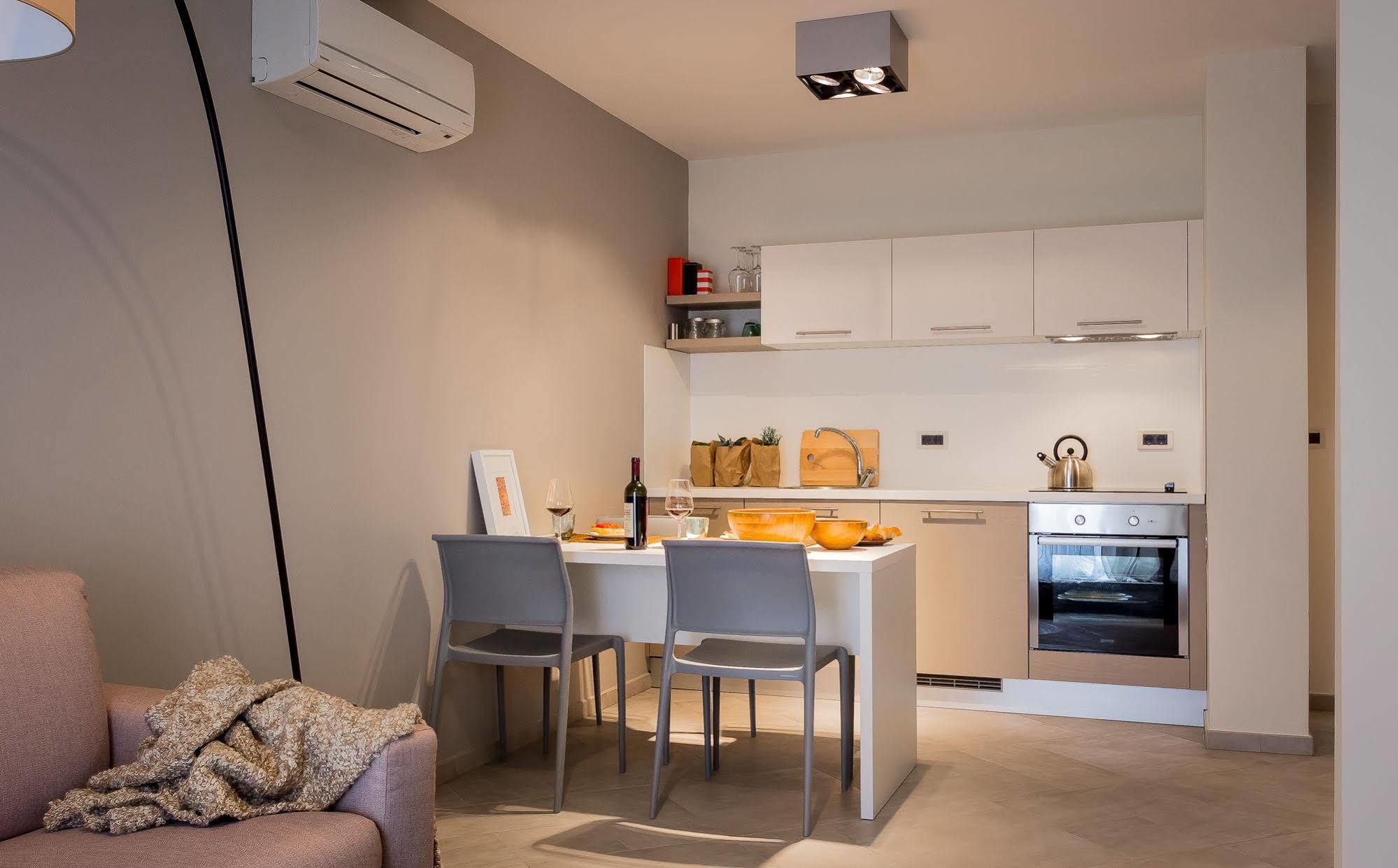 Apartments Stella Ровиньско село Экстерьер фото