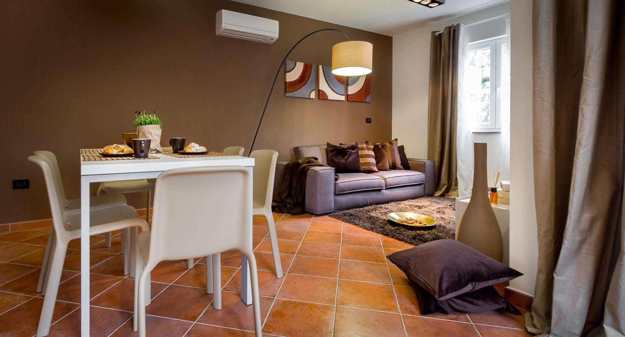 Apartments Stella Ровиньско село Экстерьер фото